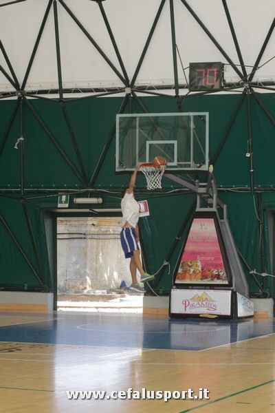 110924 basket 032_tn.jpg